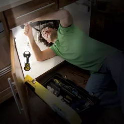 Handheld Spotlights Stanley Rechargeable 400 Lumens LED Satellite Work Light With USB Charger -flashlights Shop unnamed file 1847